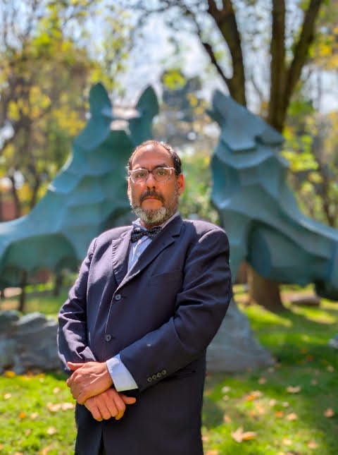 Dr. Luis Miguel Martínez